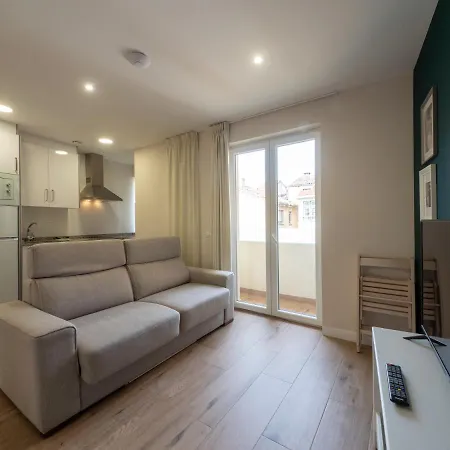 Apartantiguo San Isidoro10 아파트 *