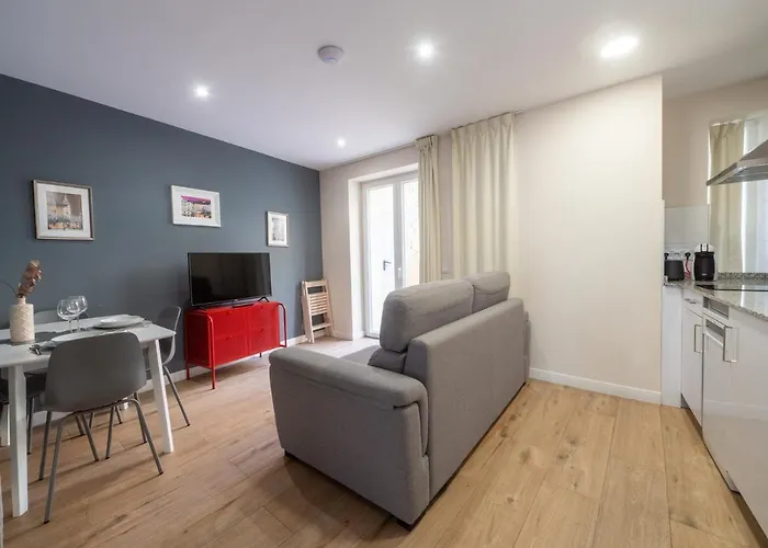 Apartantiguo San Isidoro10 * Oviedo